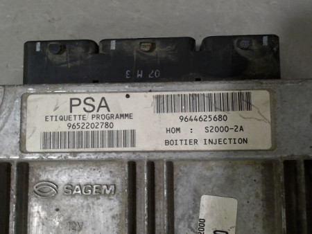 CALCULATEUR MOTEUR PEUGEOT 206 98-09