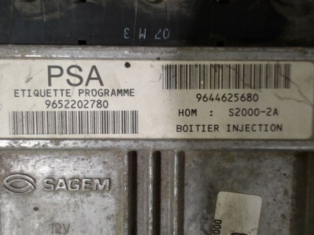 CALCULATEUR MOTEUR PEUGEOT 206 98-09