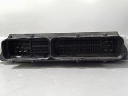 CALCULATEUR MOTEUR TOYOTA U.CRUISER