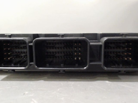 CALCULATEUR MOTEUR FORD FOCUS